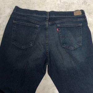 LEVI Jeans
